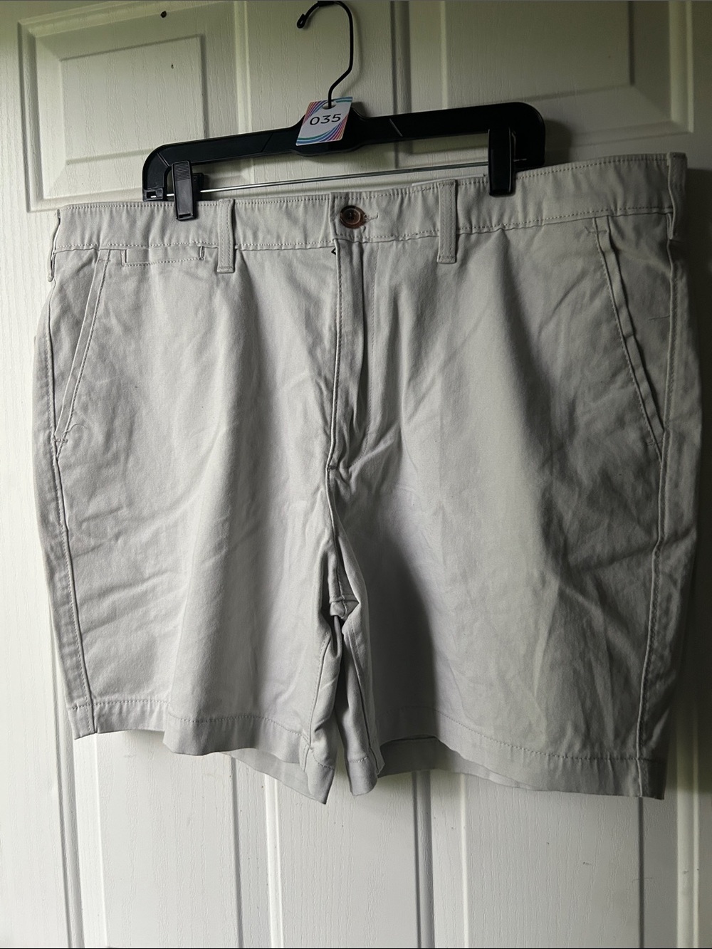 Kohl's Light Gray Men’s Flat Front Chino Shorts